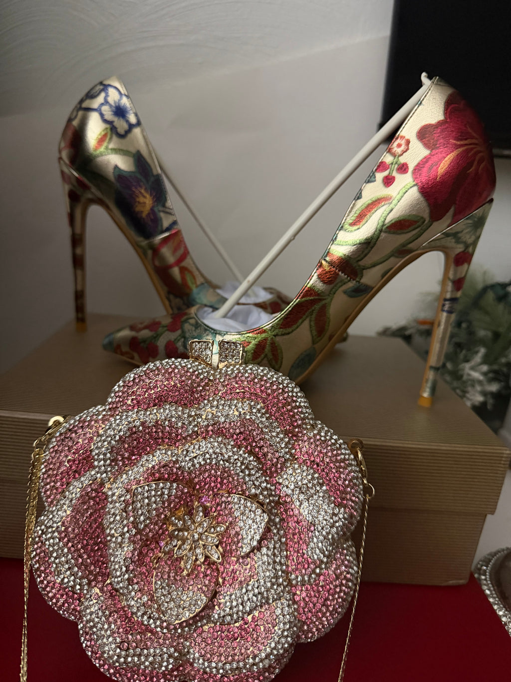Floral Embroidered Heels and Crystal Clutch Set | Wedding Shoes Matching Bag | Bridal Evening Party Pumps | Luxury Formal Occasion Set