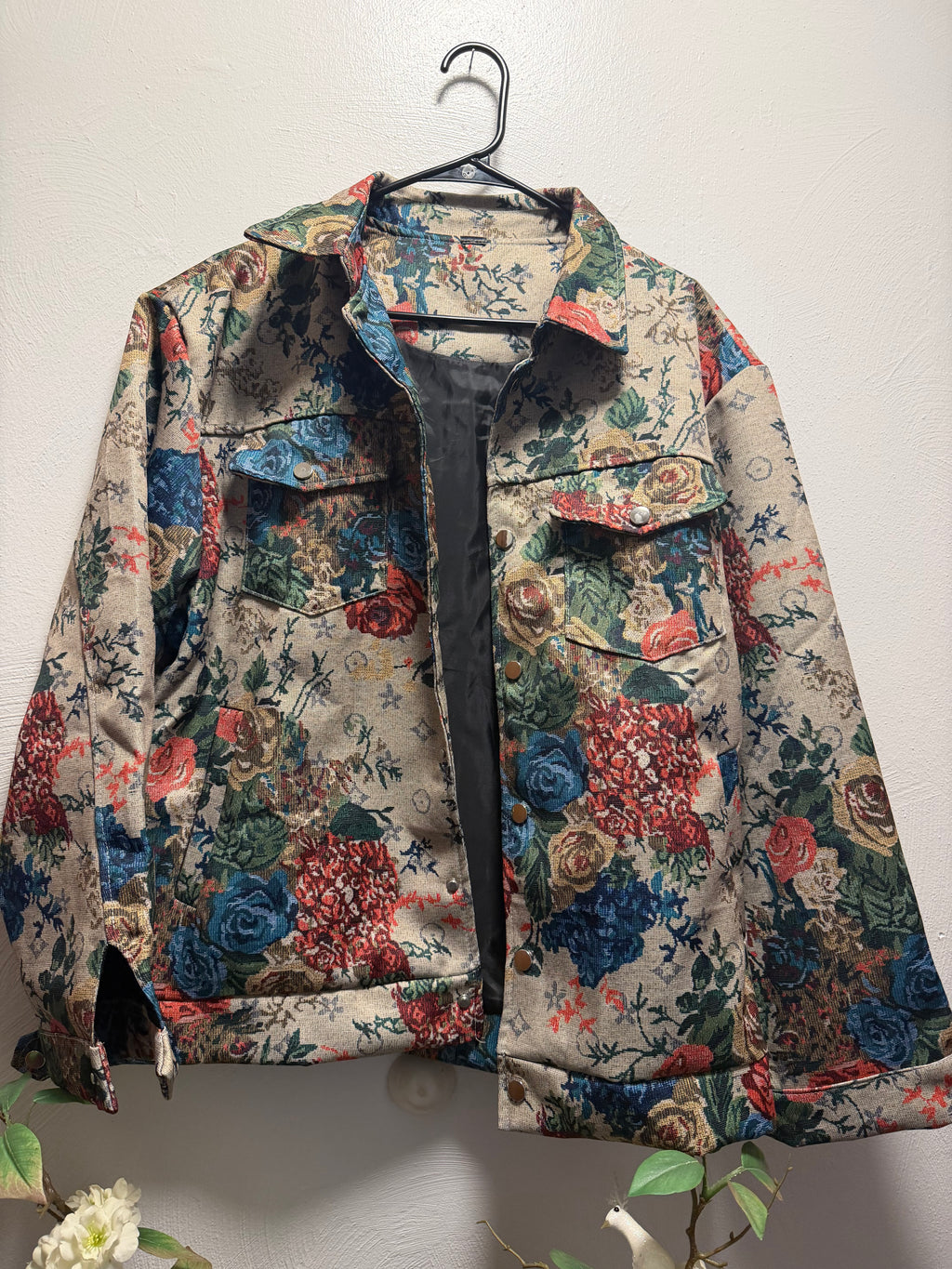 Vintage Inspired Jacquard Floral Men’s Trucker Jacket, Textured Tapestry Western Coat