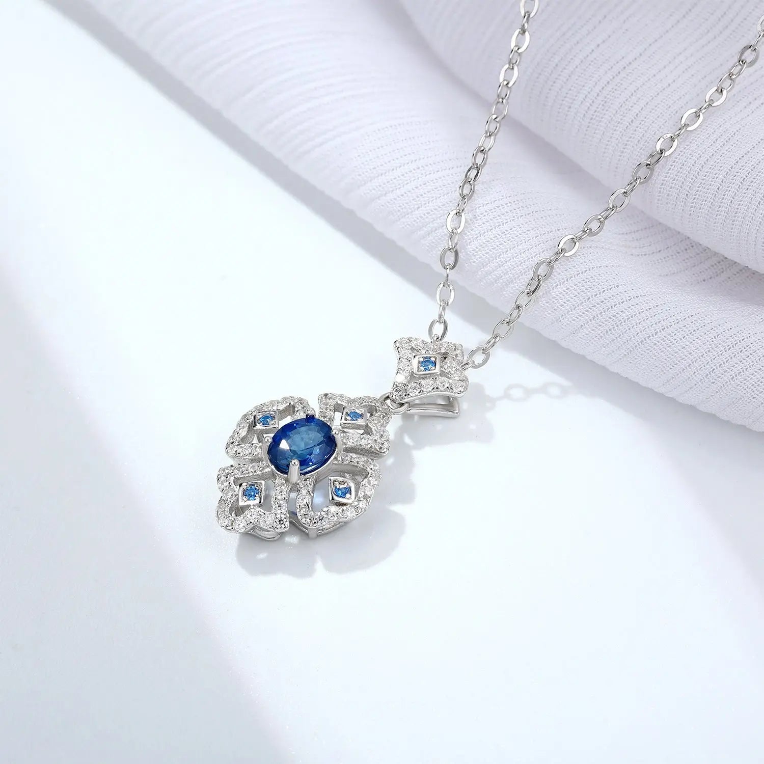 S925 Silver Retro Pattern Necklace Women's Versatile Natural Sapphire Pendant - JNi3 shop