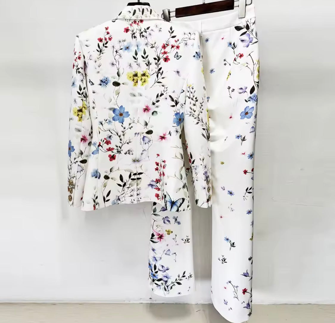 Women’s Floral Print Suit Set, Designer Two-Piece Blazer and Flare Pants, Botanical Garden Party Outfit, Statement Tailored Suit,