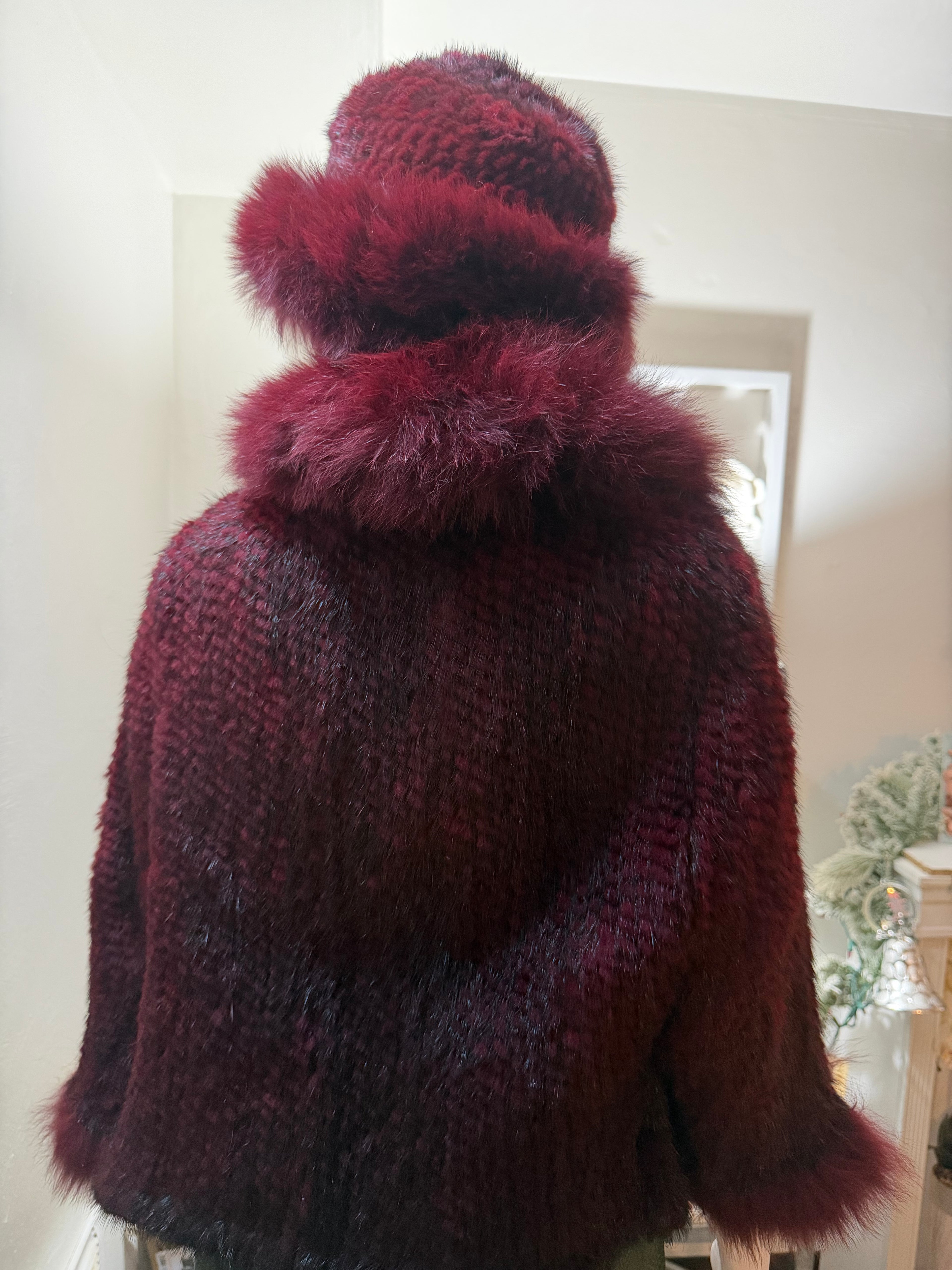 Mink fur ponchos and Hat set|Fox Fur trim