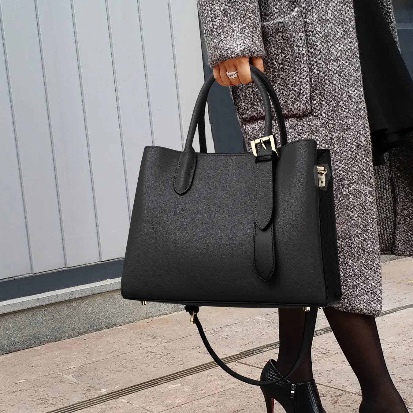 Niche Contrast Color One Shoulder Western Style Portable Female Genuine Leather Bag Dropshipman