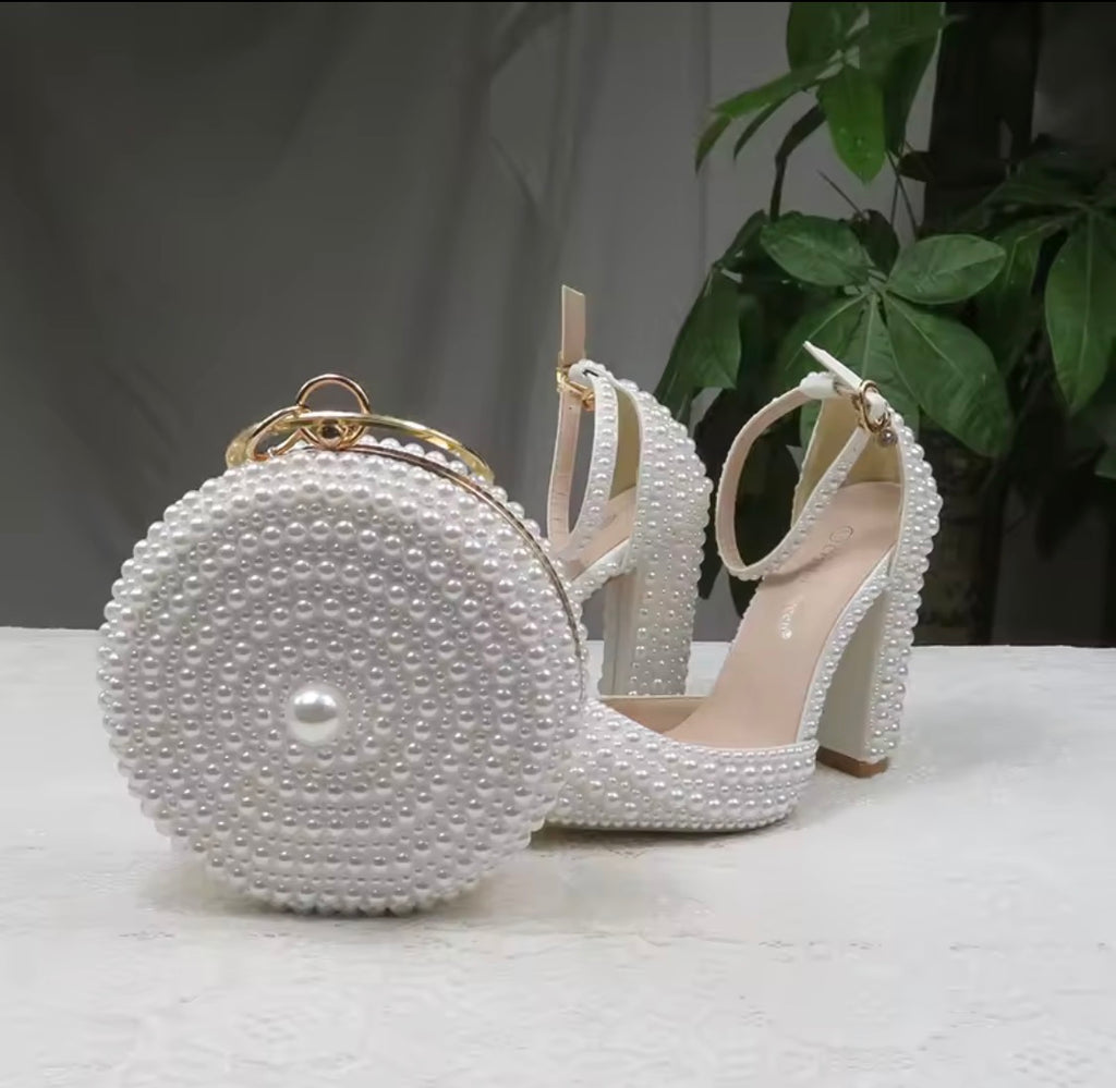 Pearl Bridal Shoe and Bag Set, White Pearl Block Heels, Round Pearl Clutch Purse, Wedding Shoes and Matching Handbag, Bridesmaid Gift
