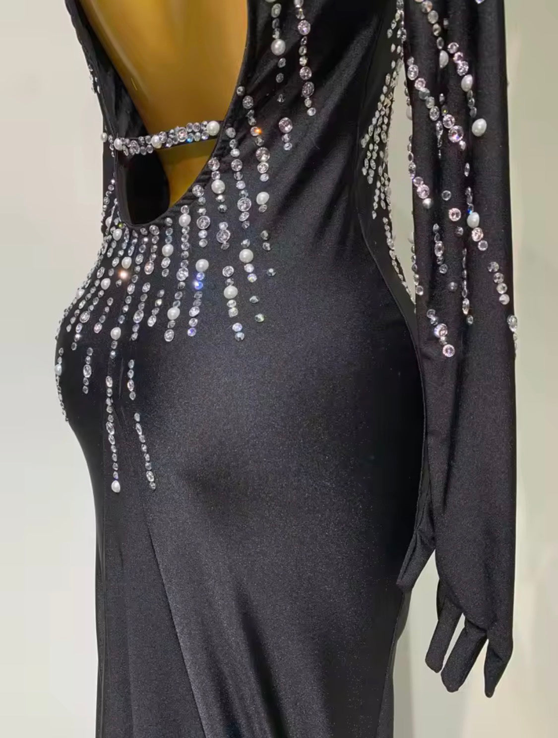 Luxury Black Rhinestone Evening Gown with Gloves, Crystal Embellished Mermaid Dress, High Neck Open Back Formal Gala Dress, Birthday Prom Dress