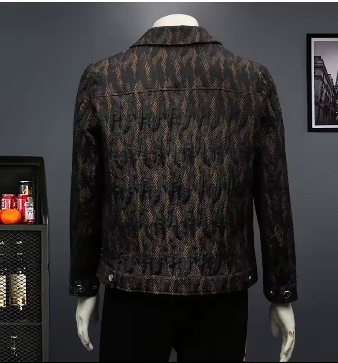 Men's Floral Jacquard Button-Up Casual Jacket with Pocket Details | Stylish Modern Statement Outerwear