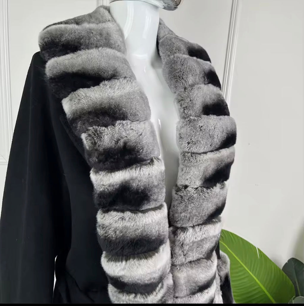Long Luxury Wool & Cashmere Blend Coat for Women – Winter Warmth with a Genuine Silver Fox Fur Trim & Belted Waist