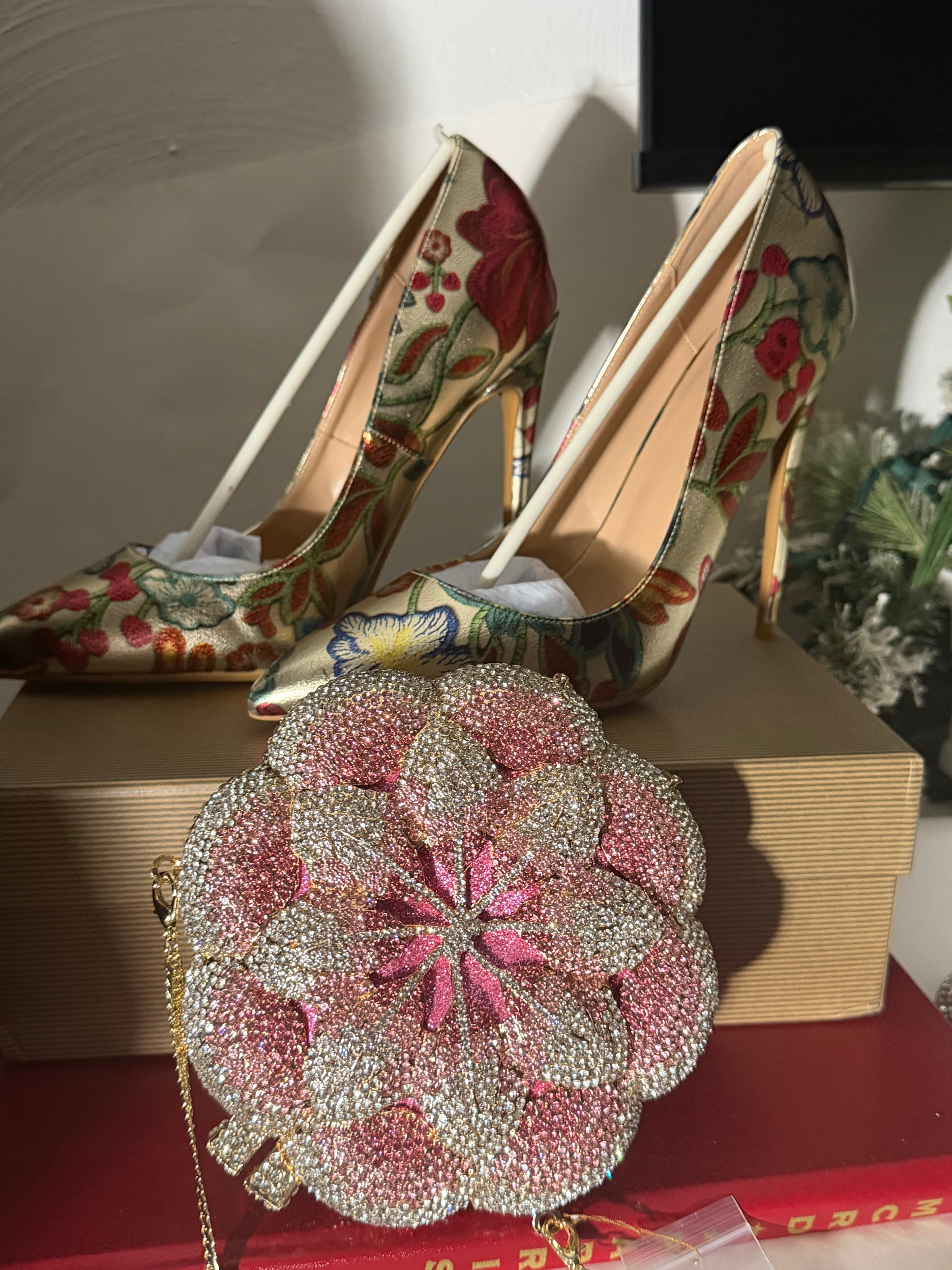 Floral Embroidered Heels and Crystal Clutch Set | Wedding Shoes Matching Bag | Bridal Evening Party Pumps | Luxury Formal Occasion Set