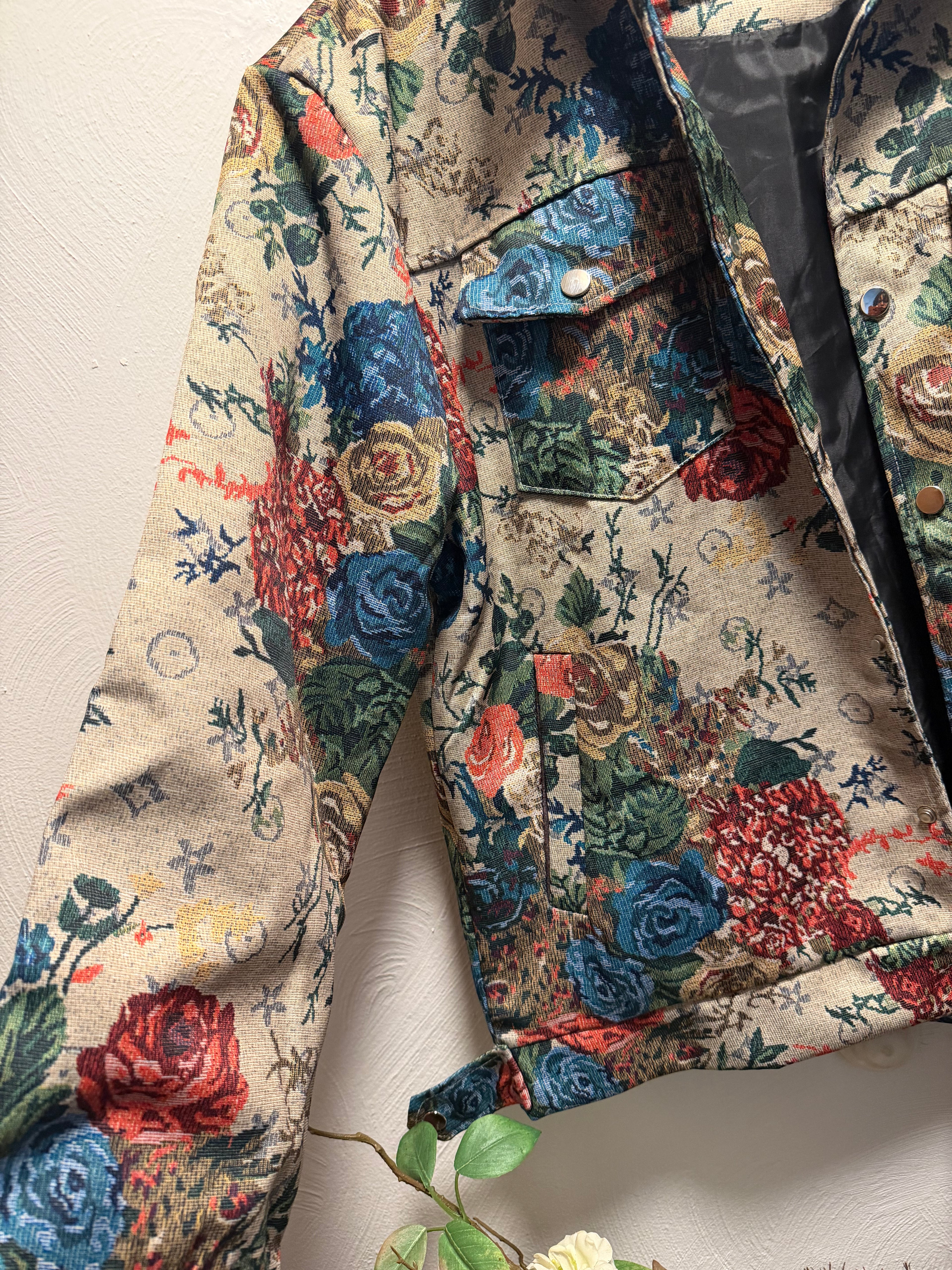 Vintage Inspired Jacquard Floral Men’s Trucker Jacket, Textured Tapestry Western Coat
