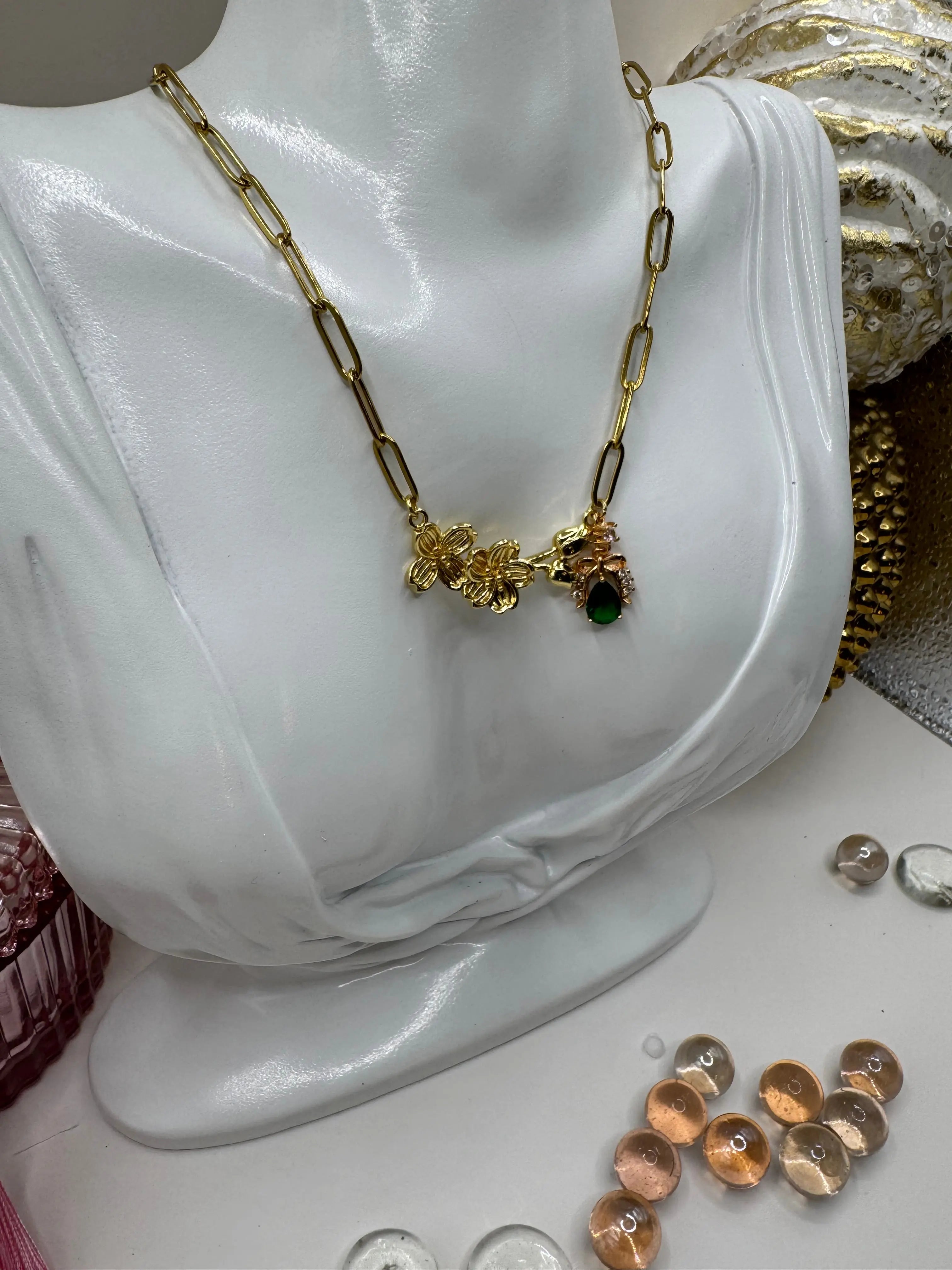 Emerald Bloom Drop – 18k Gold PVD Floral Paperclip Chain Necklace with Green Teardrop Charm - JNi3 shop