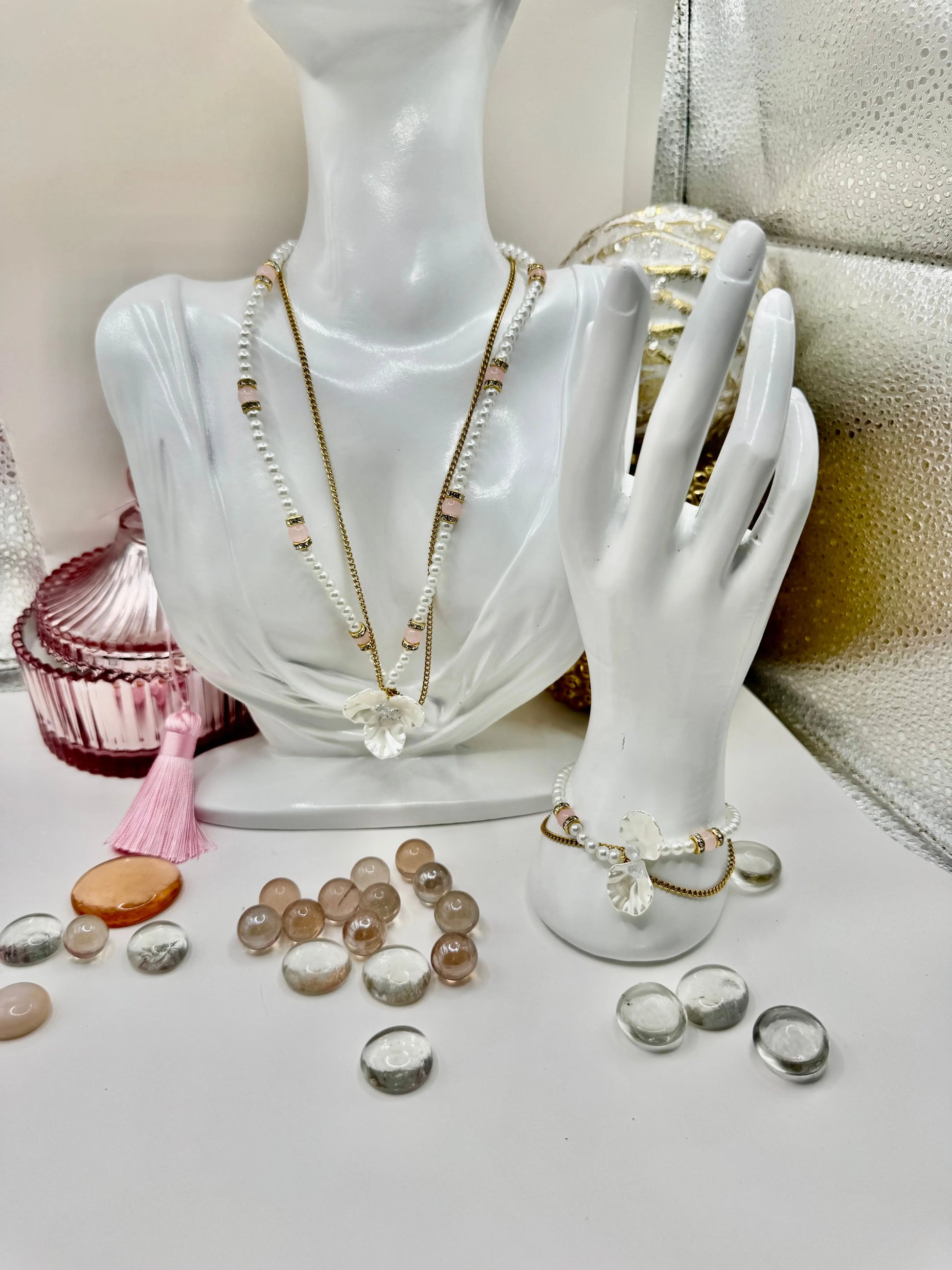 18k gold PVD Artificial pearl and glass beads Necklace with 3D Flower pendant and Bracelet set - JNi3 shop