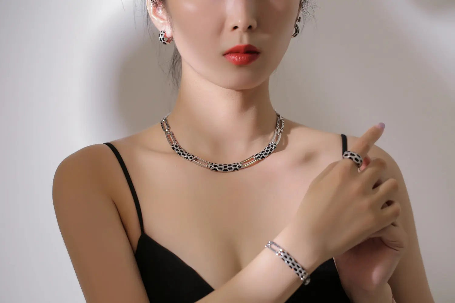New Korean style diamond earring necklace set - JNi3 shop