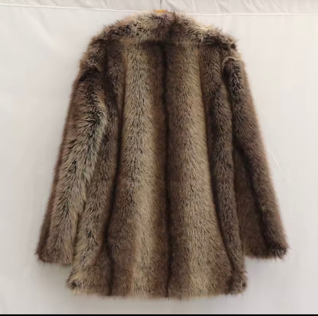 Men’s Faux Fur Coat – Winter Thick Warm Shaggy Overcoat, Vintage Lapel Collar Fluffy Jacket for Cold Weather