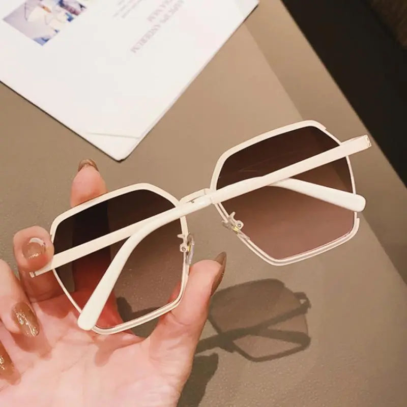 Vintage Half-Frame Oversize Metal Square Eyewear Uv400 Women UV Protection Sunglasses Cjdropshipping