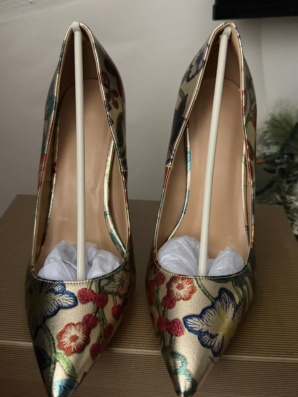 Floral  Metallic Stiletto Pumps