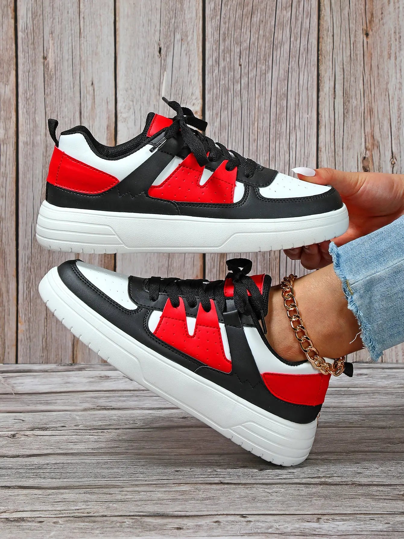 Ins European And American Fashion Platform Couple's Soft Bottom Comfortable Board Shoes Can Be Tie Up Dropshipman
