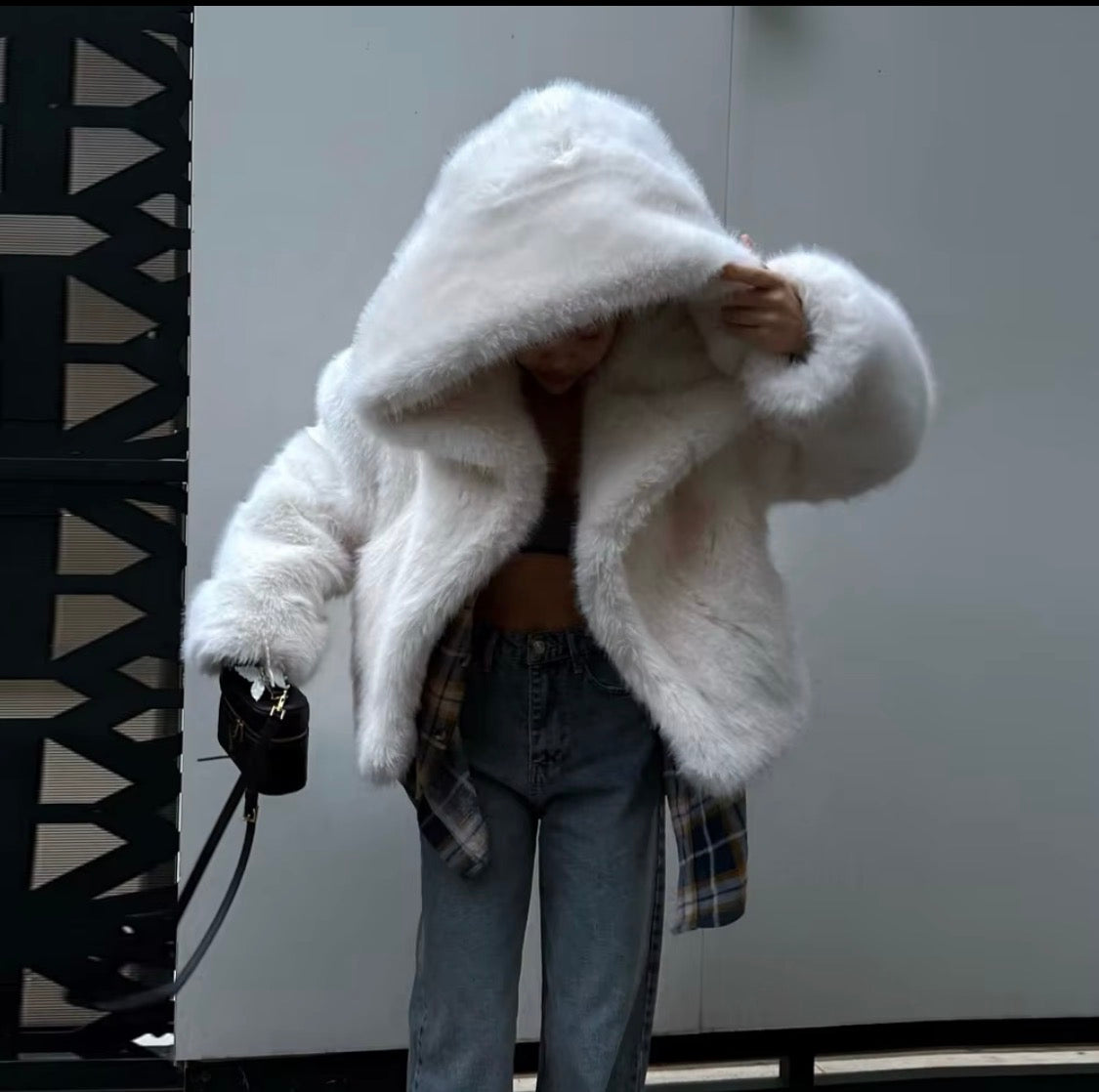 Luxury Faux Fur Hooded Crop Coat – Plush Winter Outerwear, Oversized Hood Designer Jacket for Women