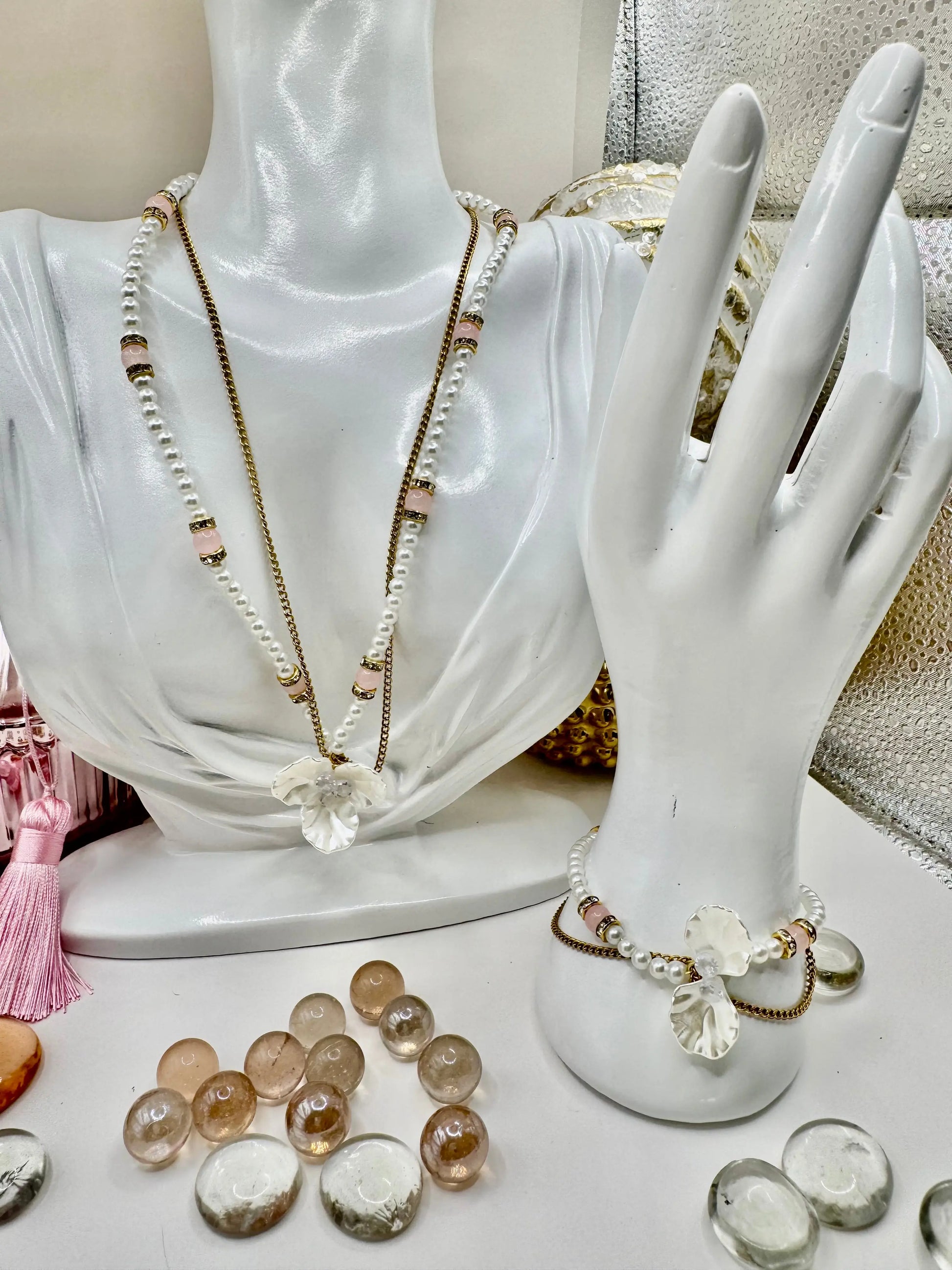 18k gold PVD Artificial pearl and glass beads Necklace with 3D Flower pendant and Bracelet set - JNi3 shop