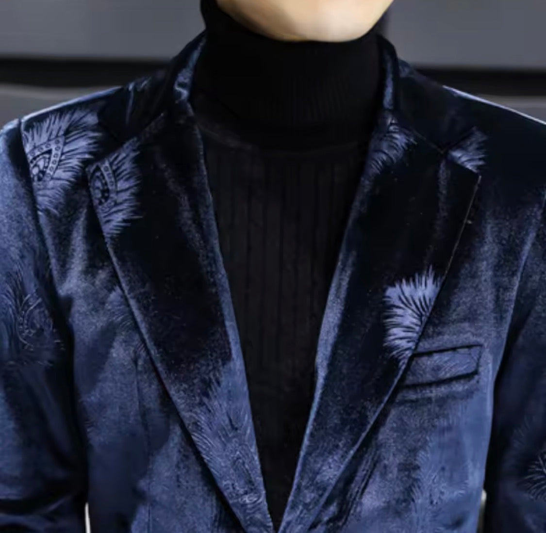 Men's Luxury Velvet Feather Embossed Longline Blazer | Slim Fit Mid-Length Tuxedo Jacket Coat in Black & Royal Blue