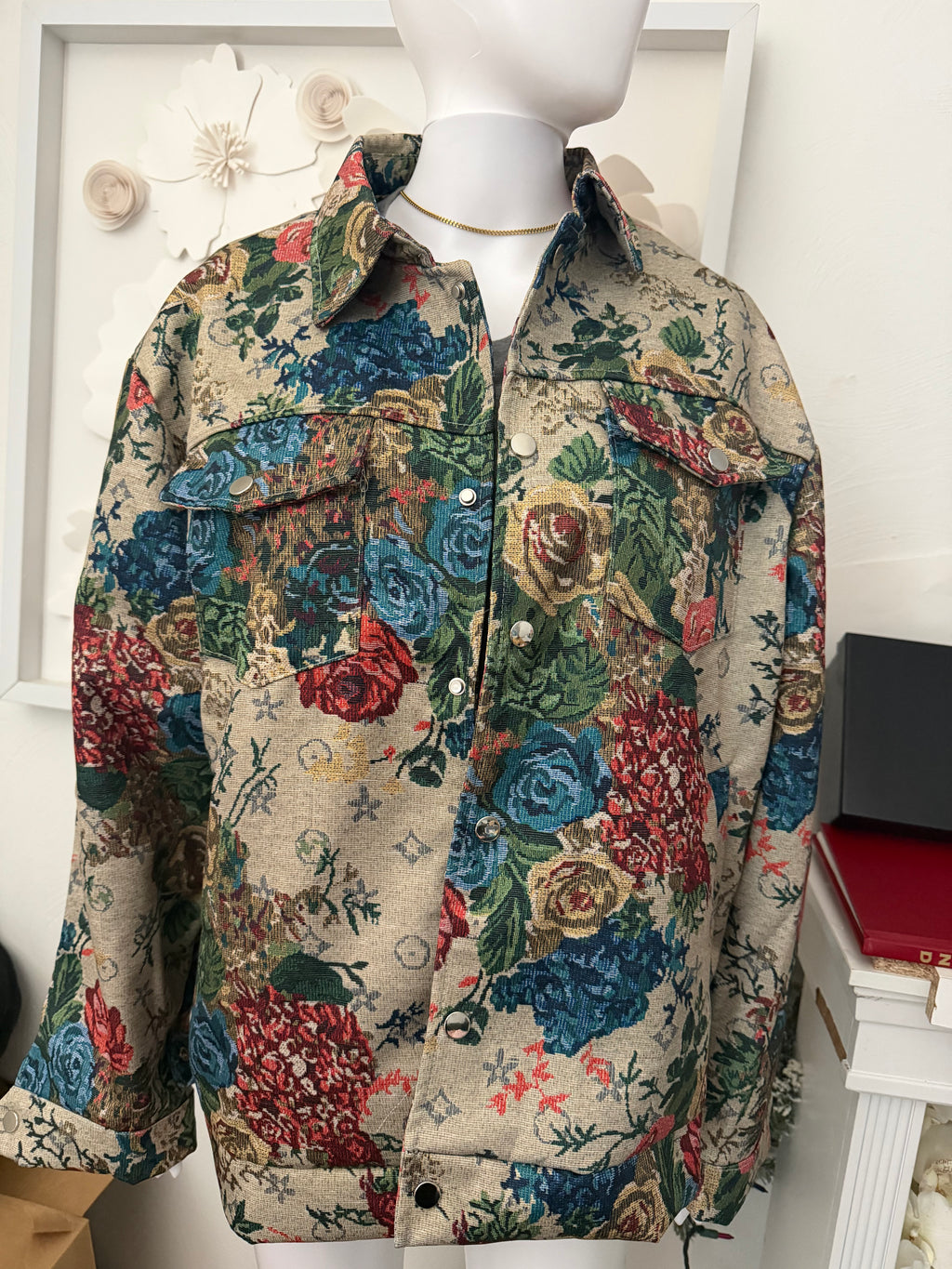Vintage Inspired Jacquard Floral Men’s Trucker Jacket, Textured Tapestry Western Coat