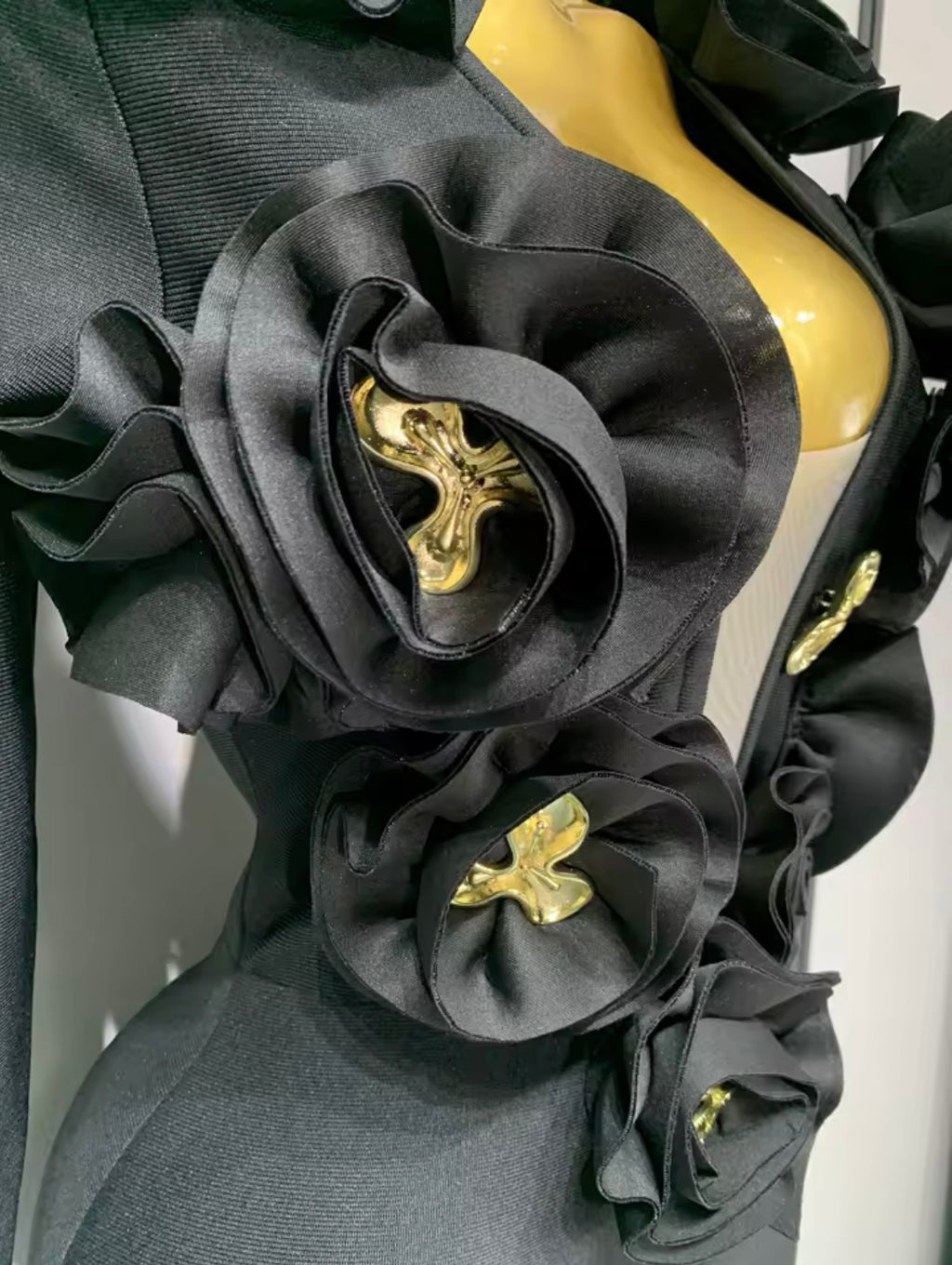 3D Rose V-Neck Bandage Dress & Earrings | Gala Outfit