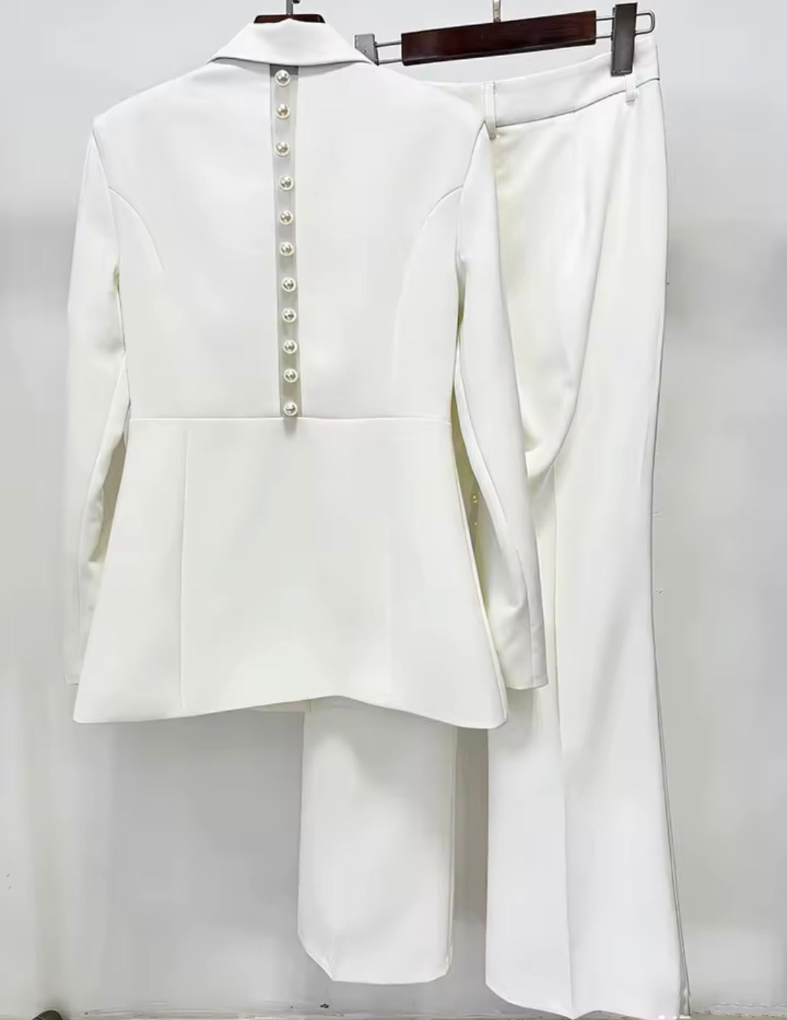 Pearl Embellished White Suit Set, Women's Tailored Blazer & Wide Leg Pants, Elegant Bridal Reception Outfit, Pearl Detail Back Suit, Civil Wedding