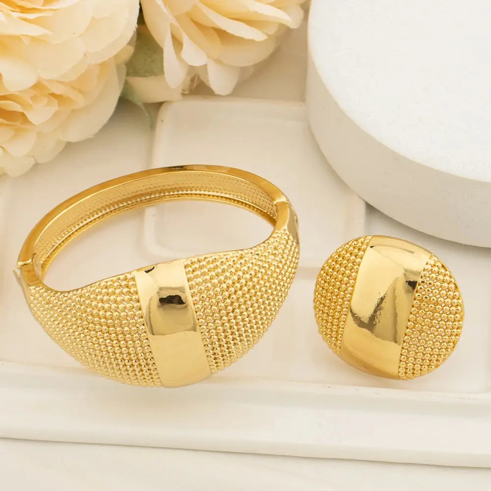 Luxury Designer Bracelet Bangles with Ring For Women Dubai Woman Gold Color Cuff Bracelet Female Bridal Wedding JNi3 shop
