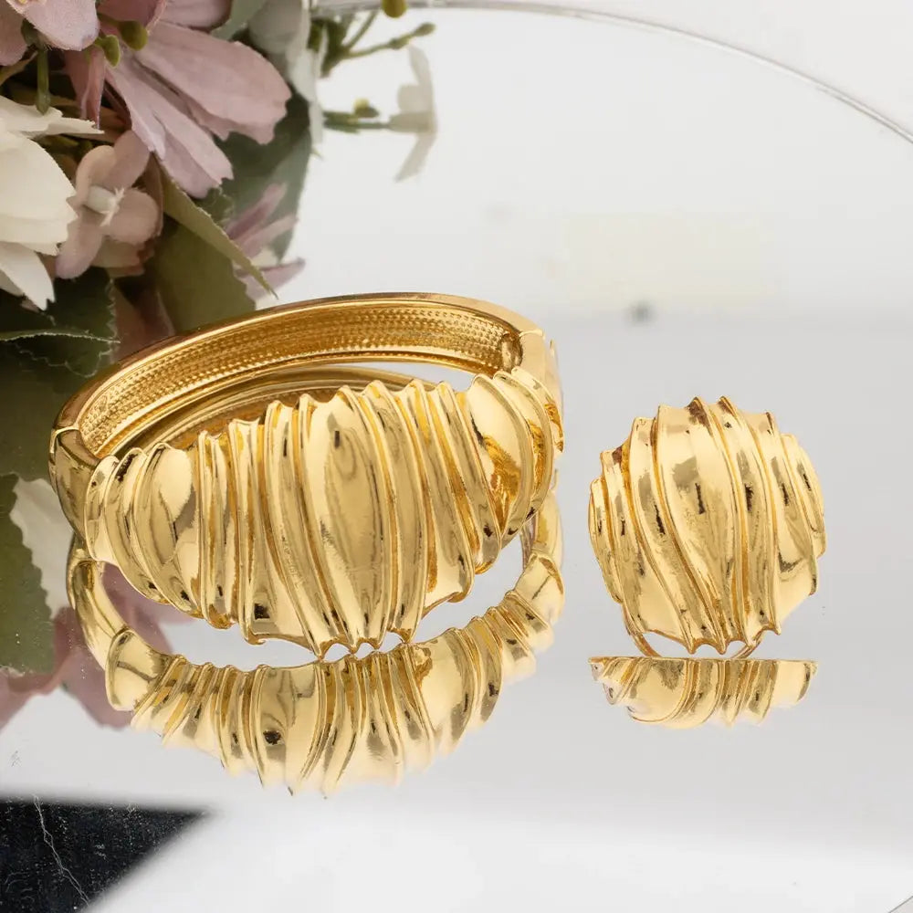 Luxury Designer Bracelet Bangles with Ring For Women Dubai Woman Gold Color Cuff Bracelet Female Bridal Wedding JNi3 shop