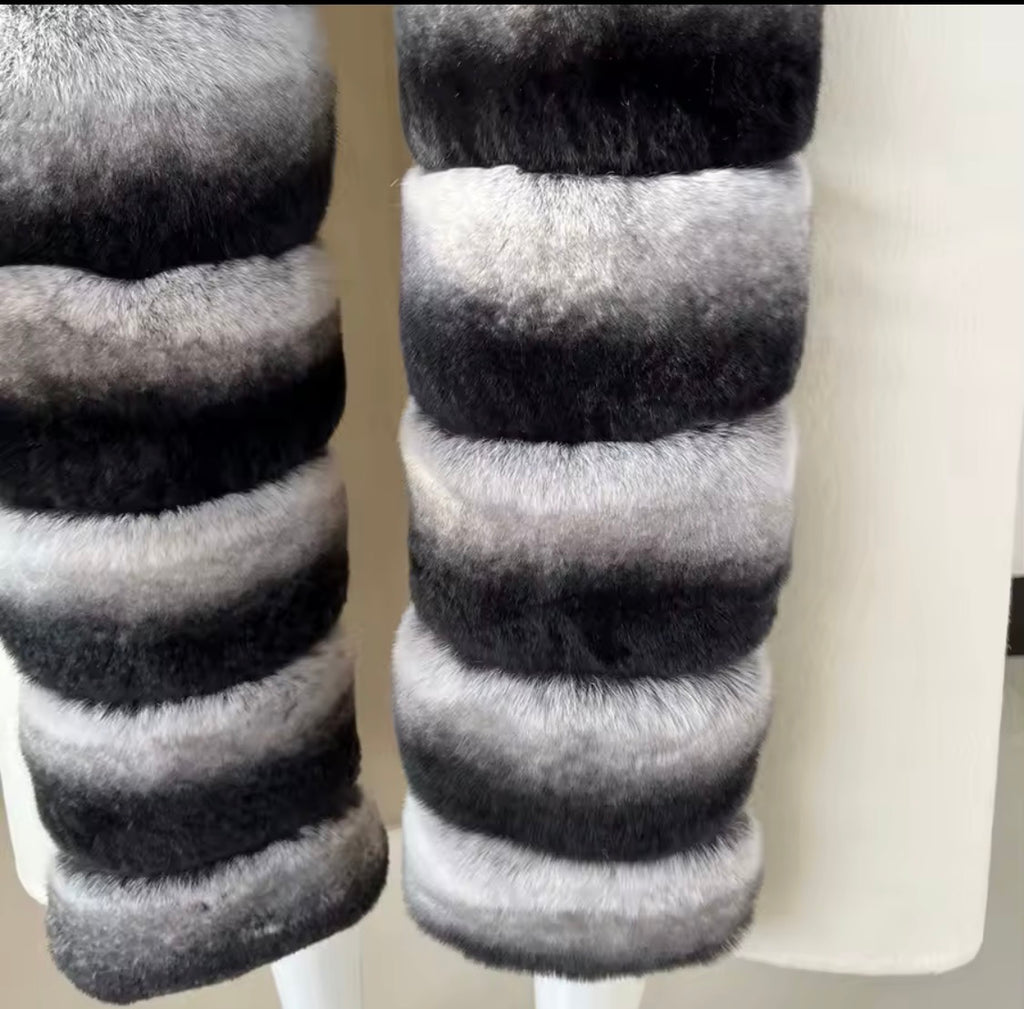 Long Luxury Wool & Cashmere Blend Coat for Women – Winter Warmth with a Genuine Silver Fox Fur Trim & Belted Waist