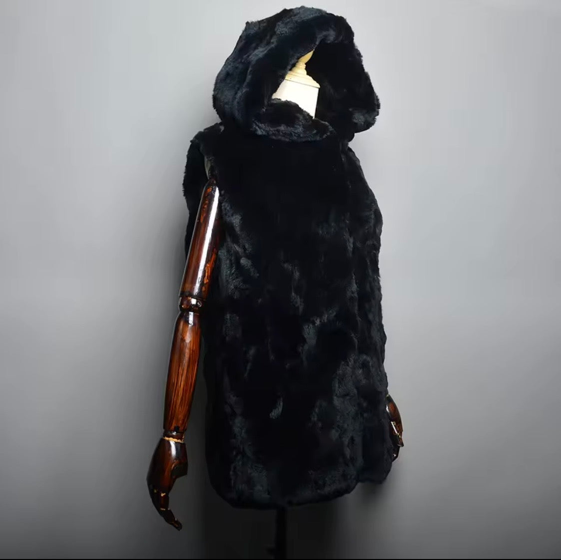 Luxury 3-Piece Real Fur Set: Genuine Rabbit Fur Hooded Vest, Mink Fur Bucket Bag, and Matching Mink Fur Arm Warmers