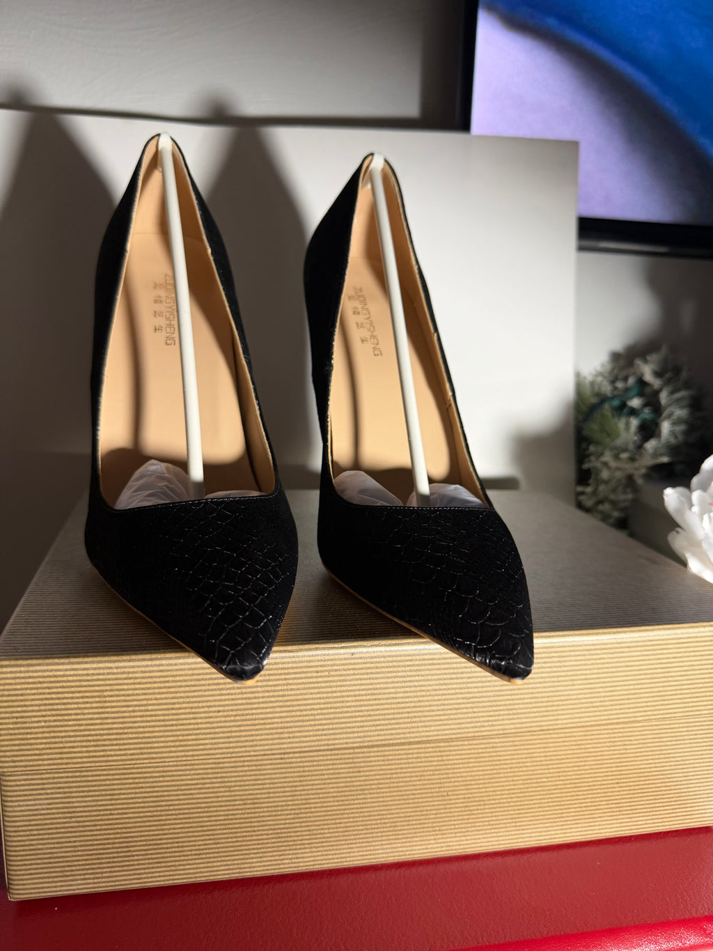 Black Croc-Effect Stiletto Pumps - Classic High Heel Dress Shoes