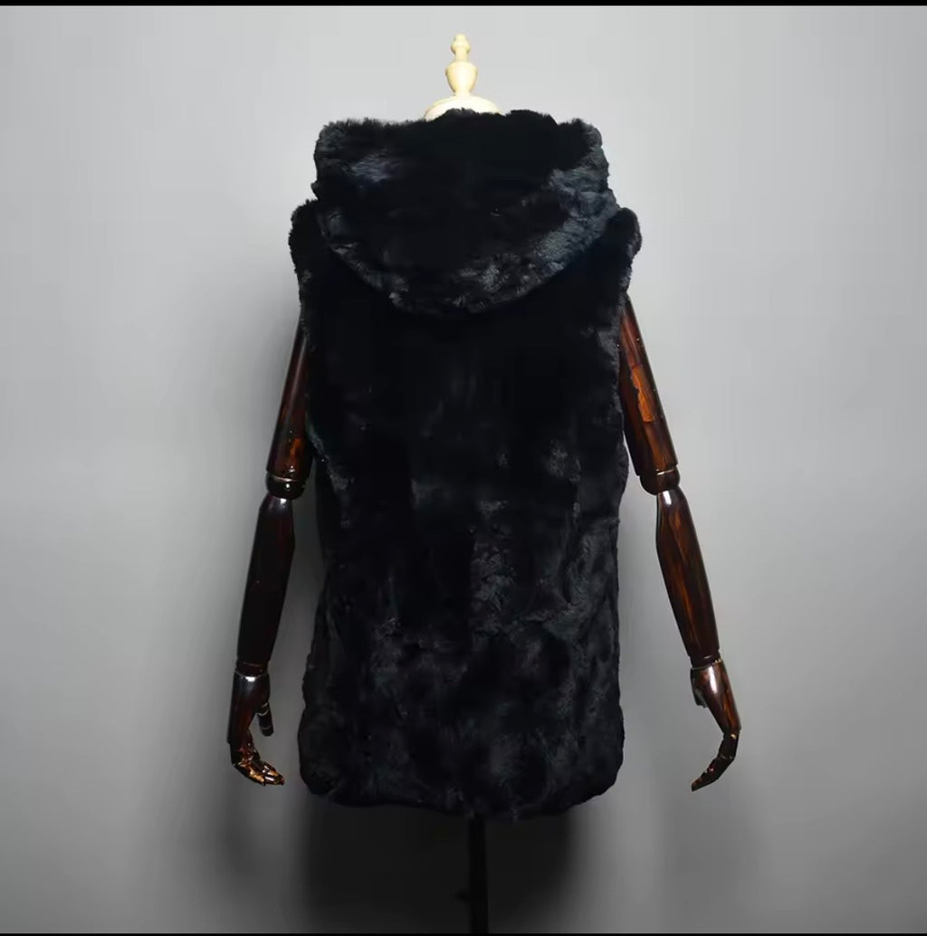 Luxury 3-Piece Real Fur Set: Genuine Rabbit Fur Hooded Vest, Mink Fur Bucket Bag, and Matching Mink Fur Arm Warmers