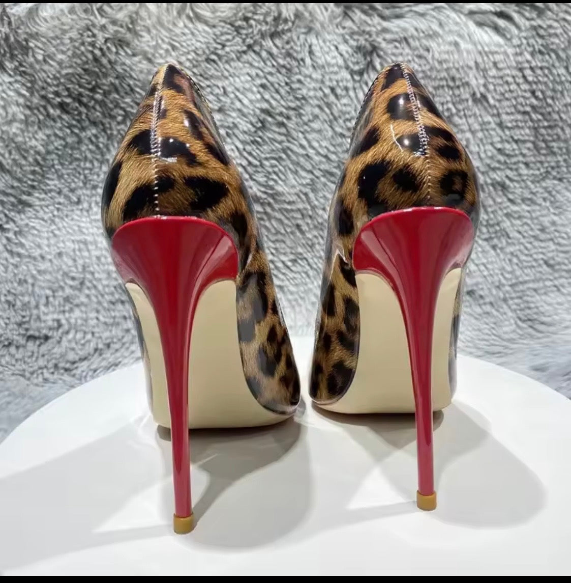 Vintage Leopard Print Maxi Dress Outfit, Red Crocodile Purse & Heels