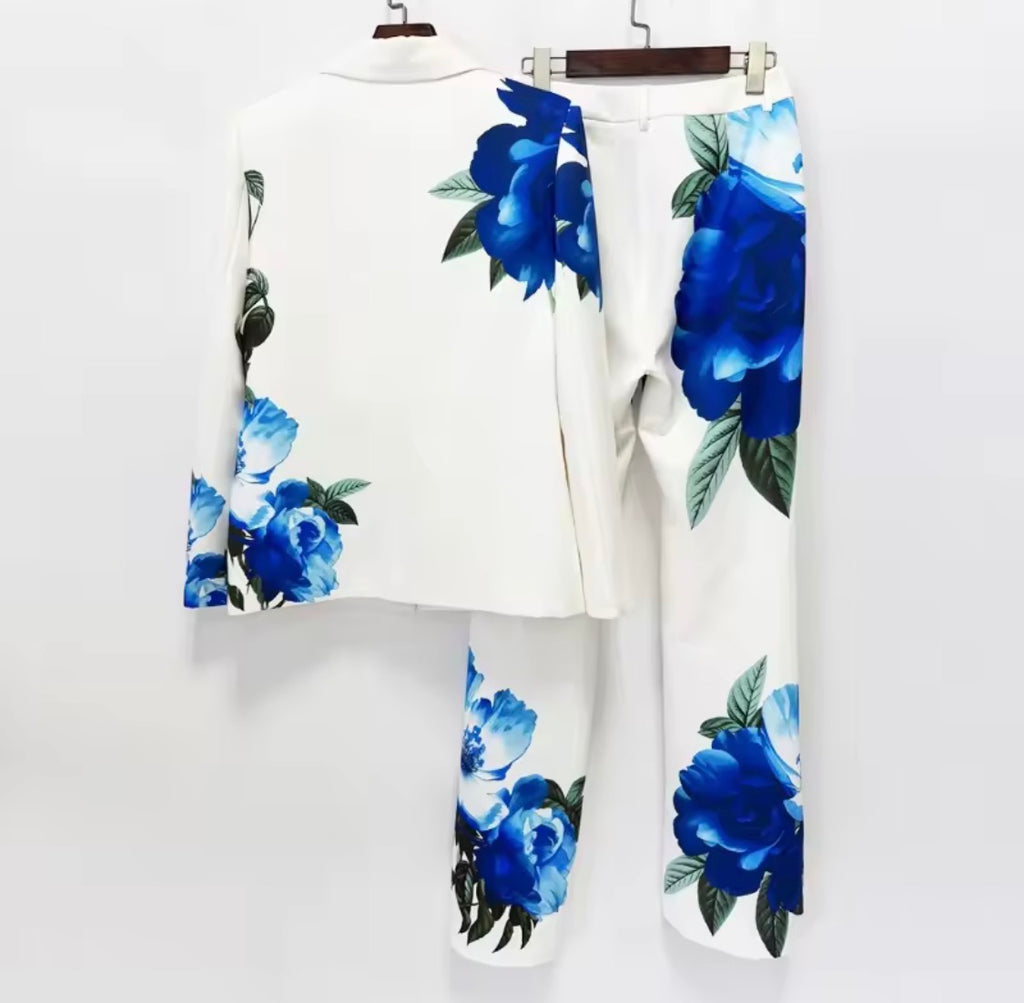 Women’s Floral Print Suit Set, Designer Two-Piece Blazer and Flare Pants, Botanical Garden Party Outfit, Statement Tailored Suit,