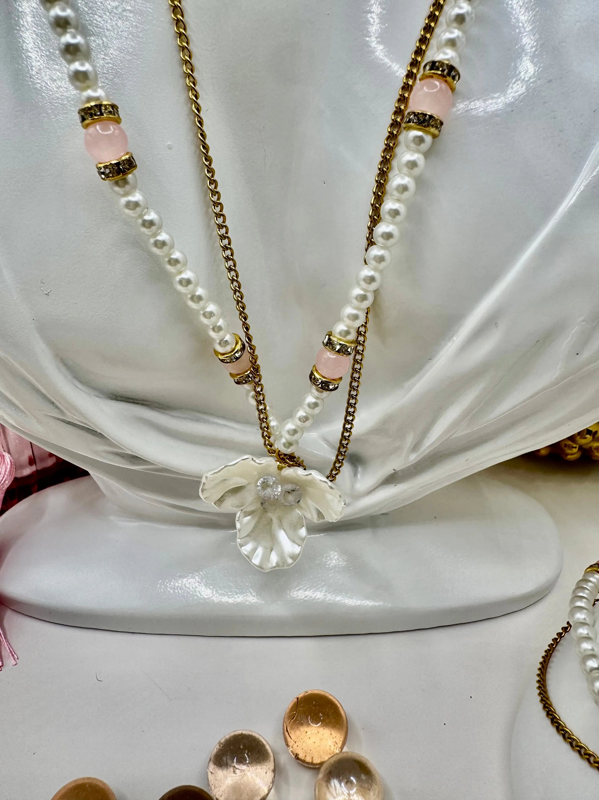 18k gold PVD Artificial pearl and glass beads Necklace with 3D Flower pendant and Bracelet set - JNi3 shop