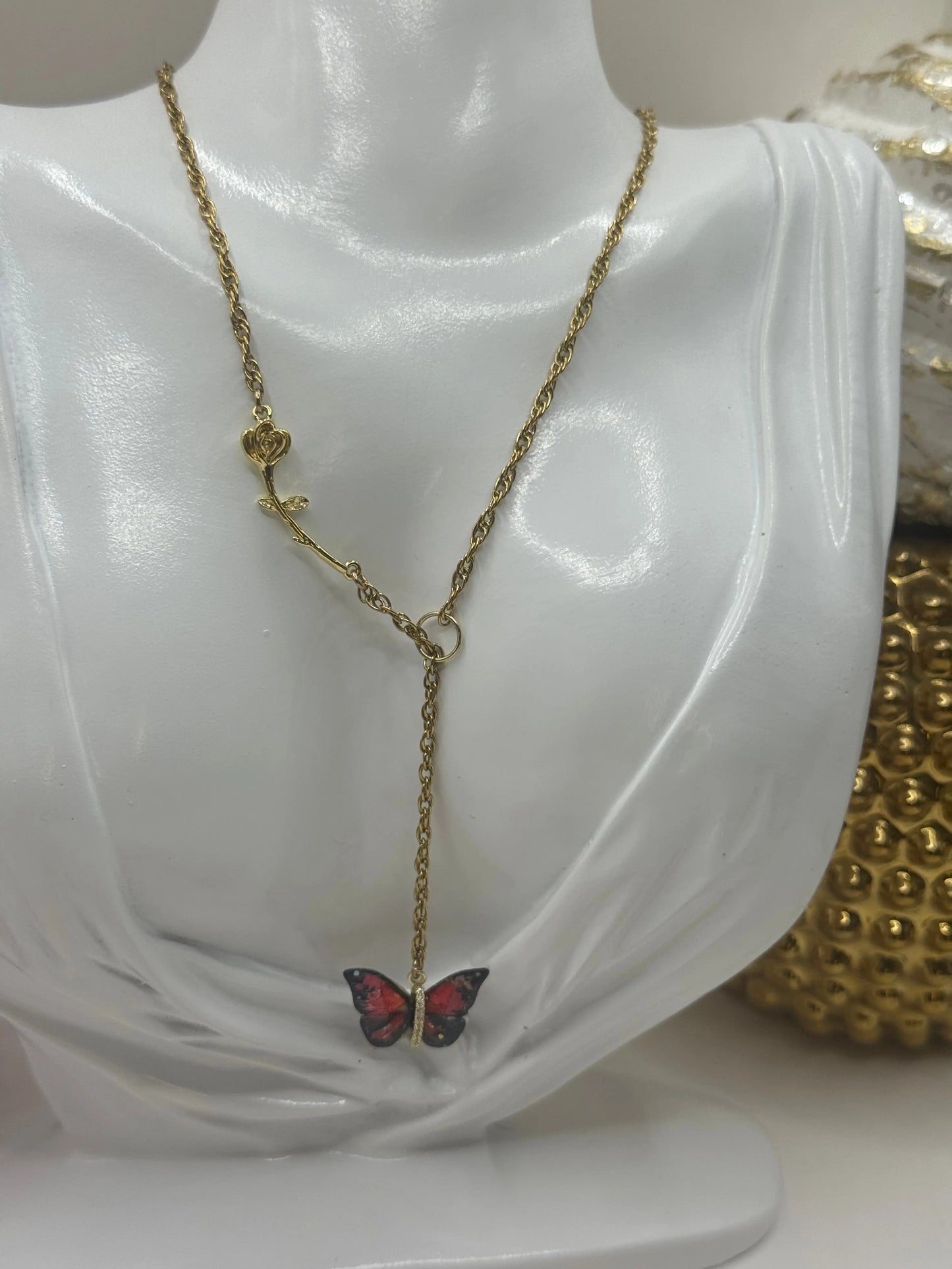 Red Butterfly Garden, 18k Gold PVD Plated flower Necklace with red butterfly - JNi3 shop