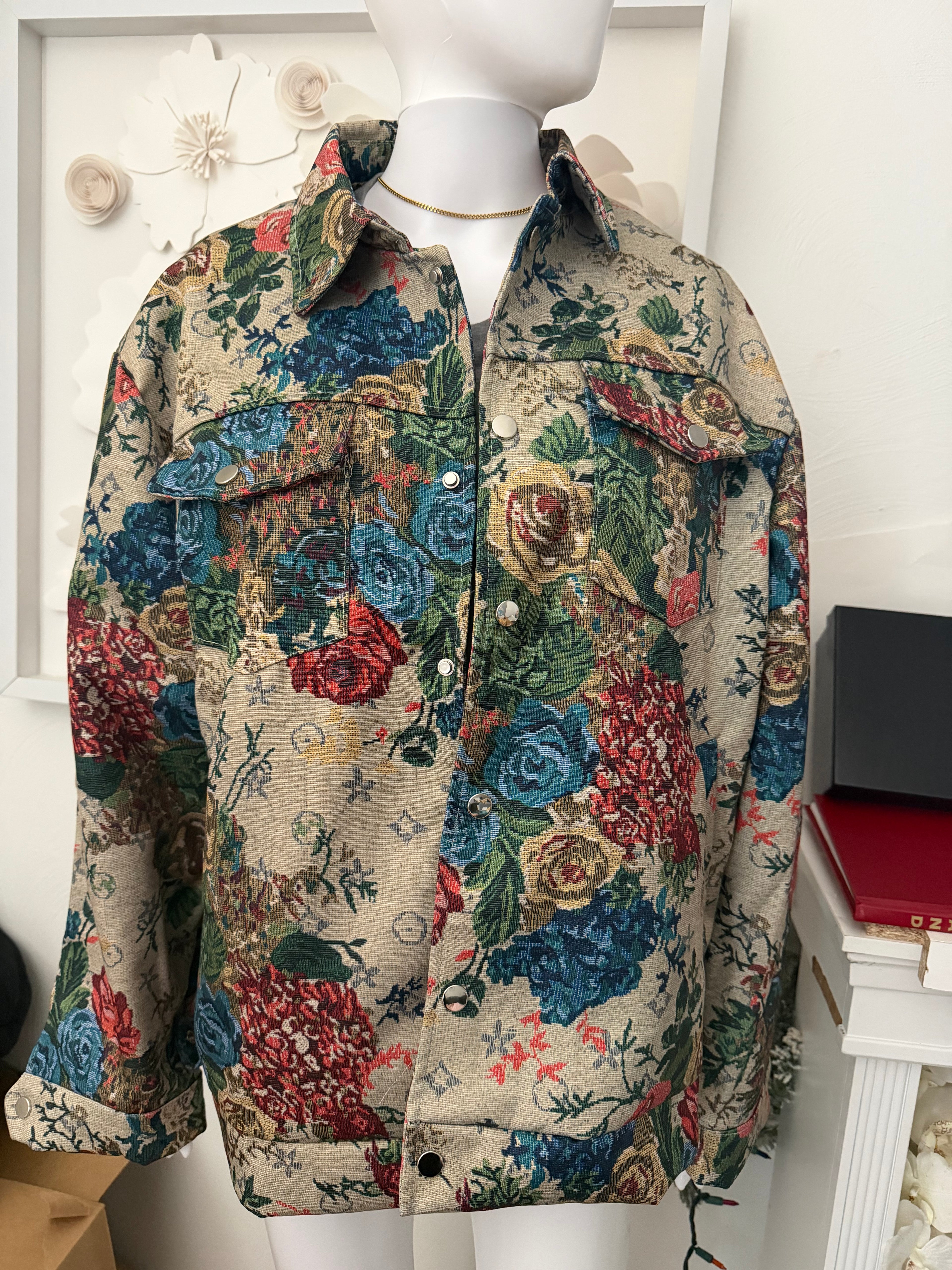 Vintage Inspired Jacquard Floral Men’s Trucker Jacket, Textured Tapestry Western Coat