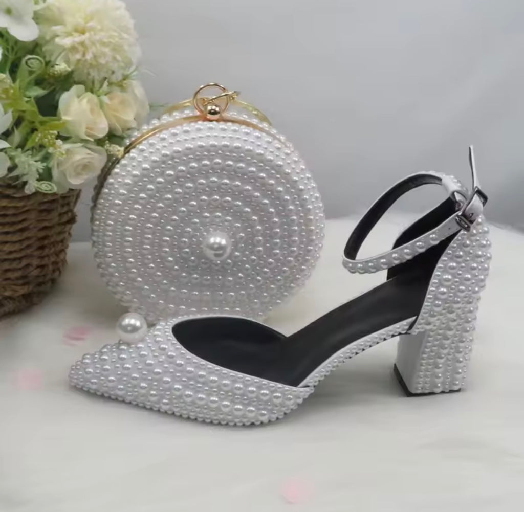 Pearl Bridal Shoe and Bag Set, White Pearl Block Heels, Round Pearl Clutch Purse, Wedding Shoes and Matching Handbag, Bridesmaid Gift