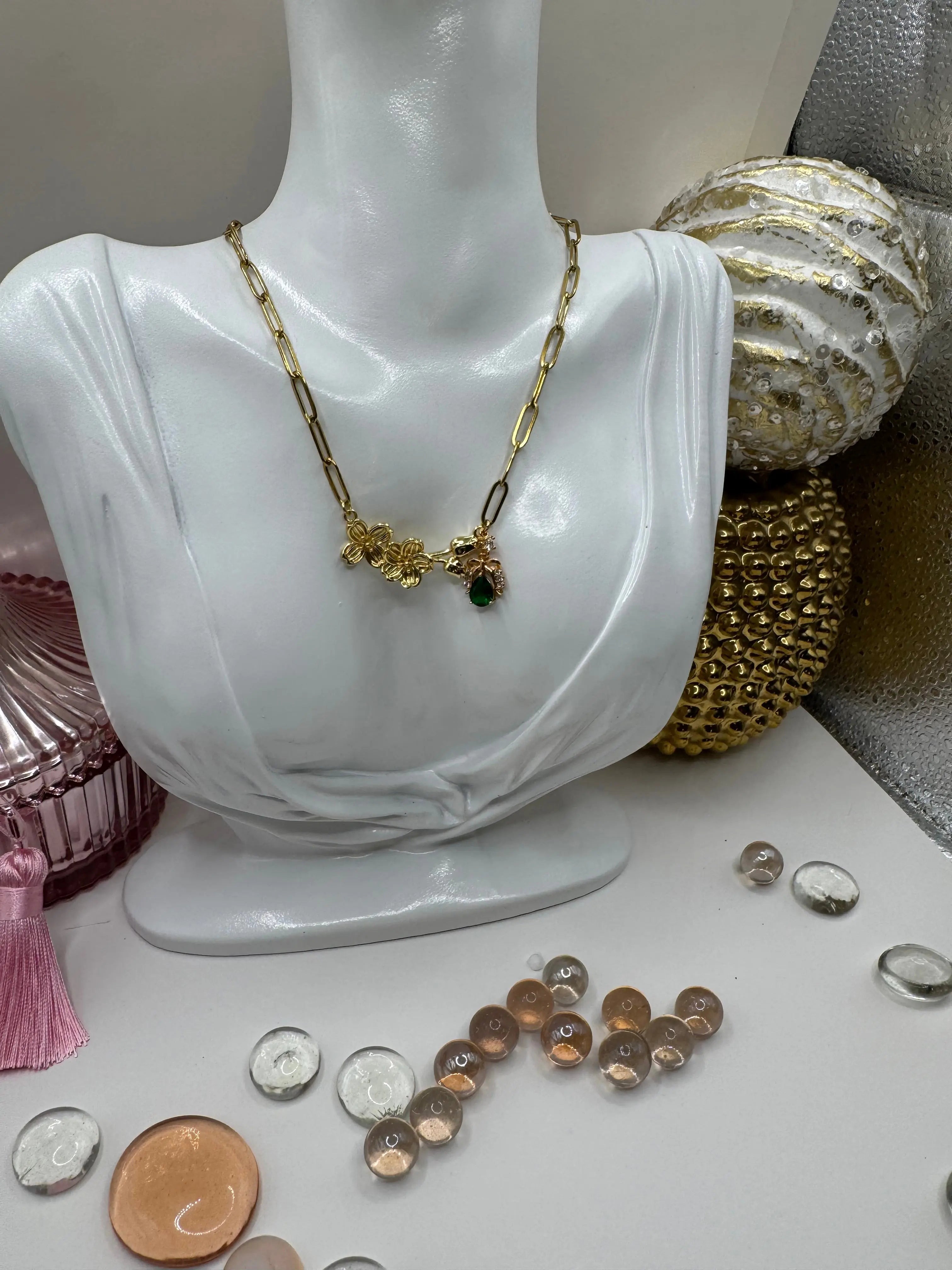 Emerald Bloom Drop – 18k Gold PVD Floral Paperclip Chain Necklace with Green Teardrop Charm - JNi3 shop