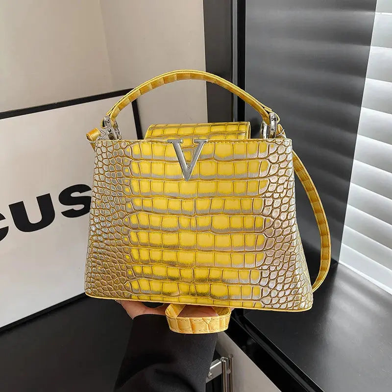 Luxury Paris Fashion Crossbody Handbag Elegant Minimalist With Solid Color Vintage Letter Logo Perfect For Leisure Women JNi3 shop