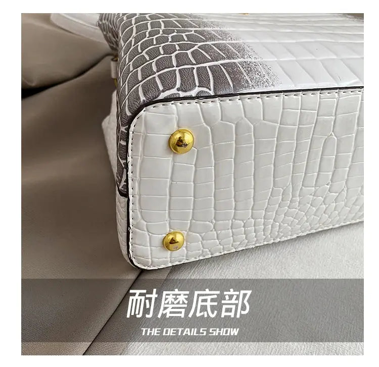 Elegant Leather Classic Designer Handbag Luxury Paris Fashion Trendy For Business Women With Letter Logo Commuter Bag JNi3 shop