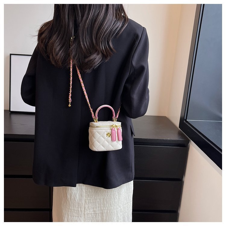 Women's Special-interest Design Diamond Chain Crossbody Bag