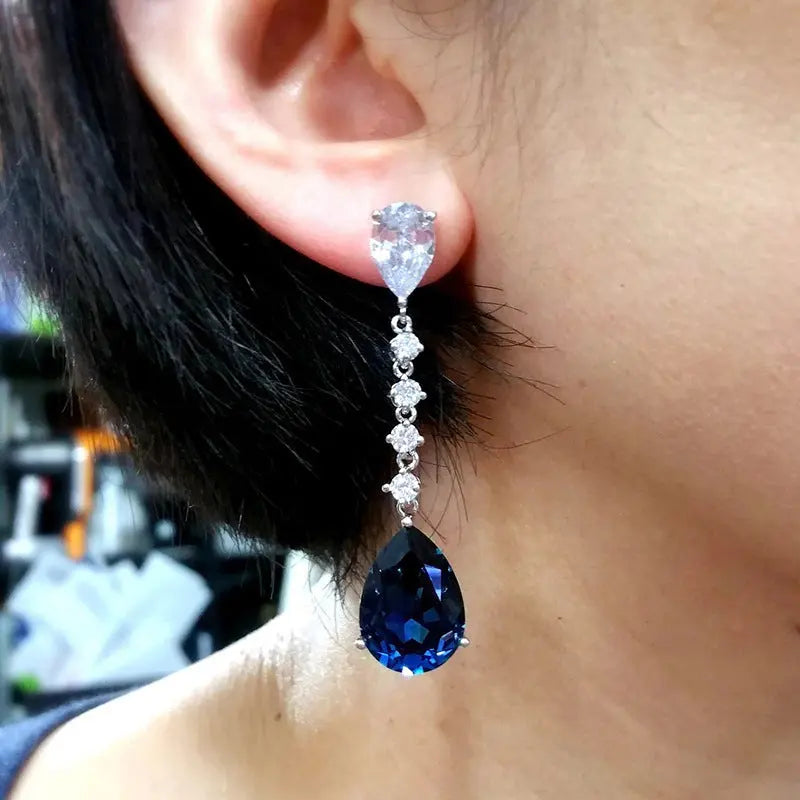 European And American Style Light Luxury Strip Water Drop Earrings Women - JNi3 shop