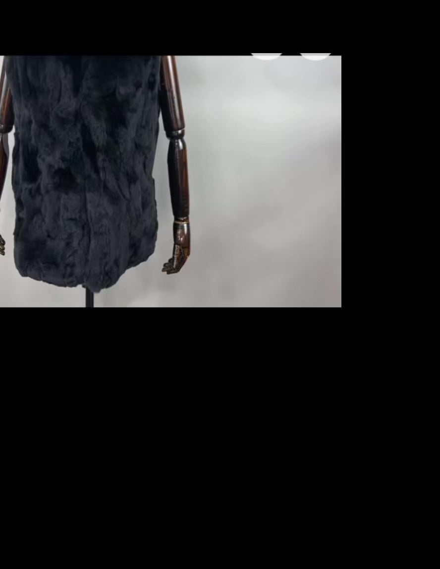 Luxury 3-Piece Real Fur Set: Genuine Rabbit Fur Hooded Vest, Mink Fur Bucket Bag, and Matching Mink Fur Arm Warmers