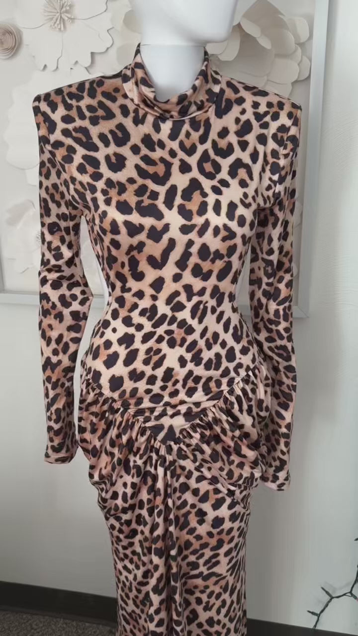 Cutout leopard print maxi dress