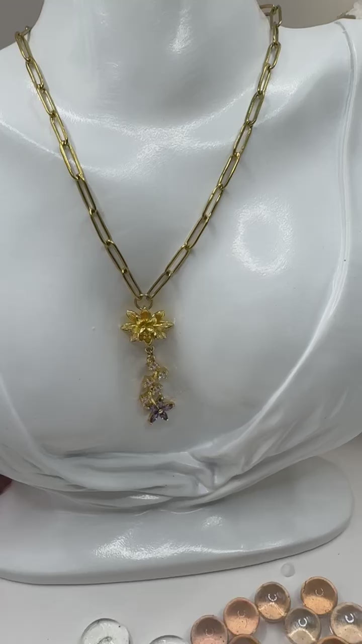 Lavender Bloom Drop – 18k Gold PVD Paperclip Chain Necklace with Floral Crystal Charms