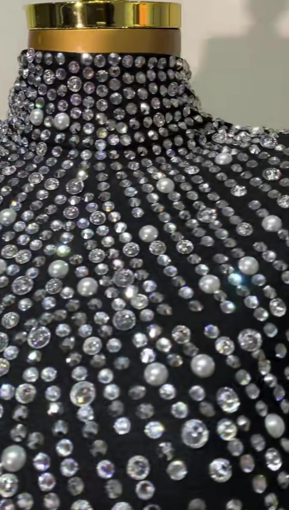 Luxury Black Rhinestone Evening Gown with Gloves, Crystal Embellished Mermaid Dress, High Neck Open Back Formal Gala Dress, Birthday Prom Dress